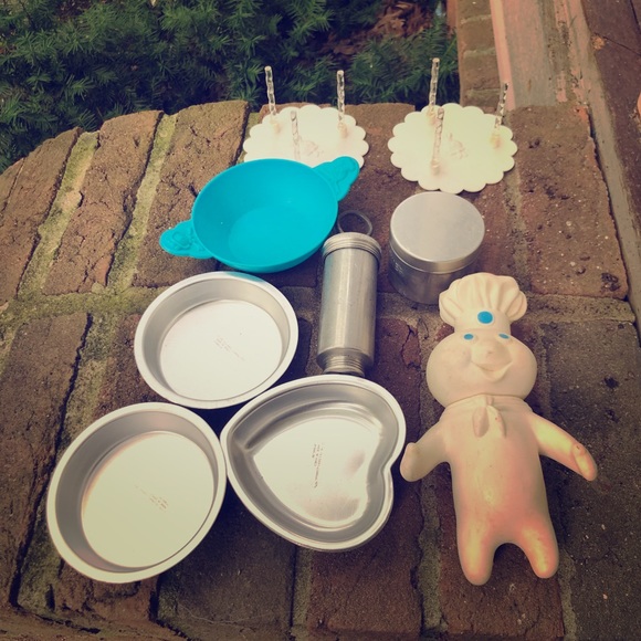 Vintage Other - Pillsbury bake and decorate kids vintage bake set